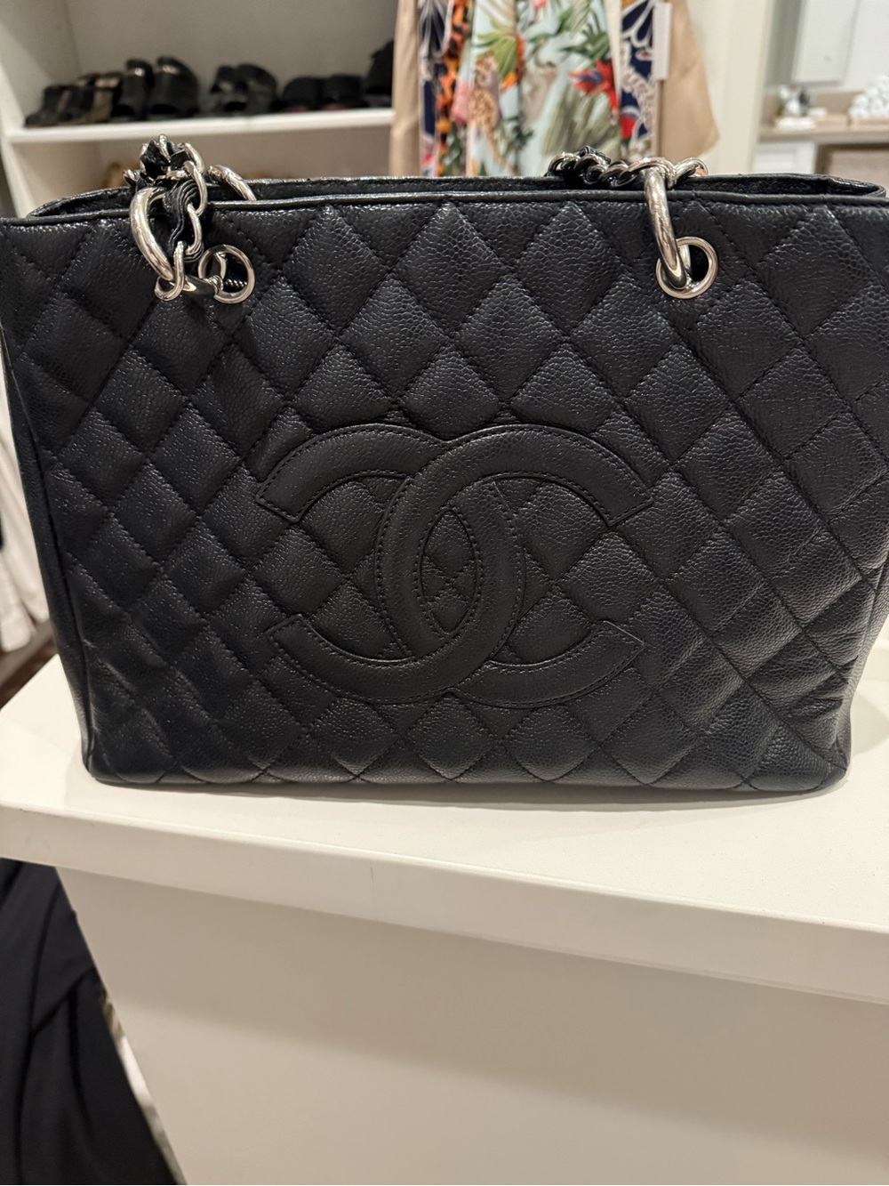 CHANEL grand shopping Tote quilted black caviar silver Chain-Strap Handles - Picture 5 of 14